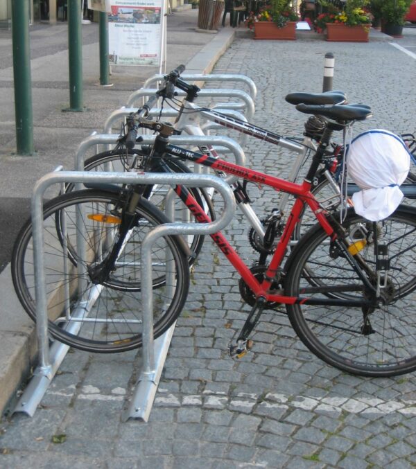 Supporti per biciclette con pneumatici larghi